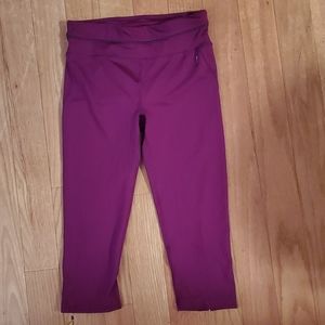 Women's Size XS Danskin Cropped Leggings